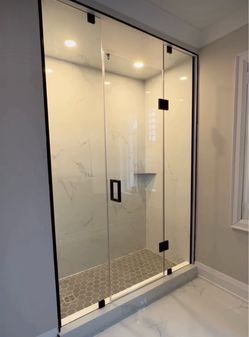 Glass door. Questions  ? Please  message .