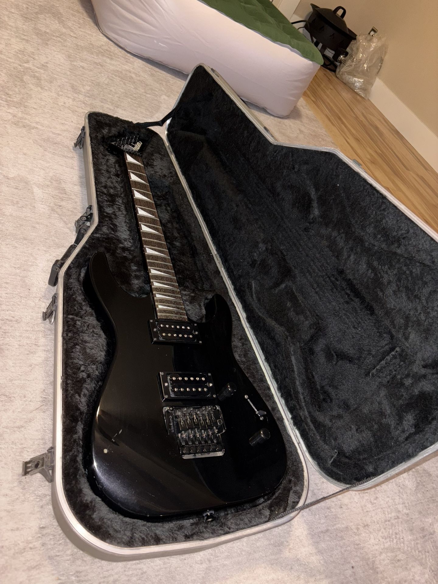 Jackson SL4 Guitar