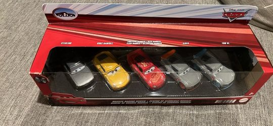 Disney Pixar Cars Rusteze Racing Center 5-Pack
