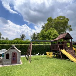 Free Kids Playground Swing Set - Just Come and Take It! 