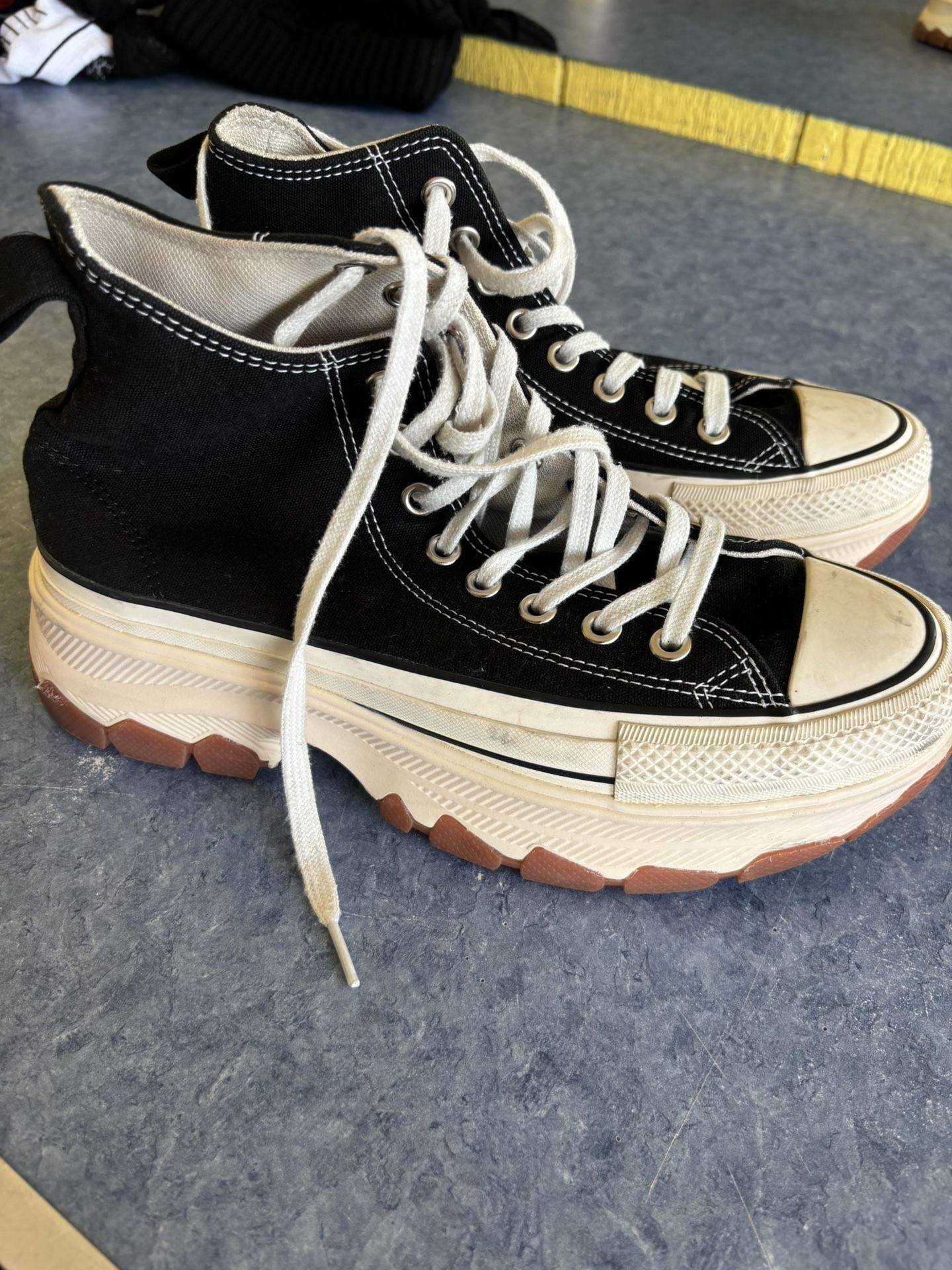Men’s Converse High Top Trekwave 7.5 From Japan