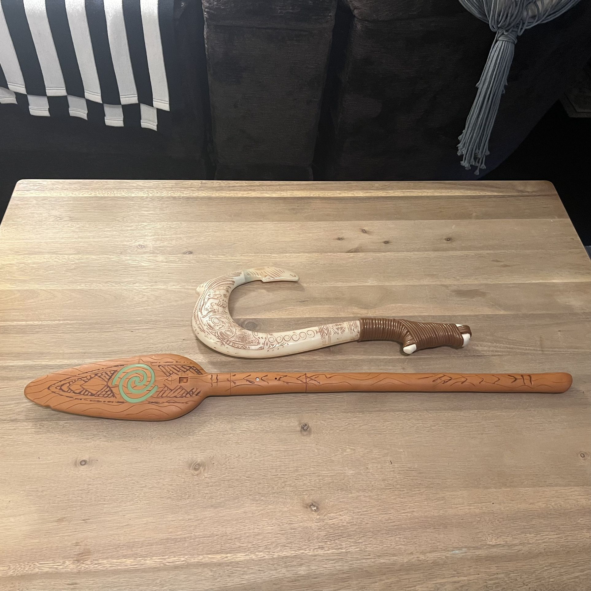 Disney Moana Pretend Play Toys Moana’s Oar Paddle & Mauis Magical Fish Hook WORKS