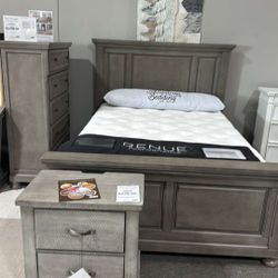 Brand New Lettner Queen Size Bedroom Set 