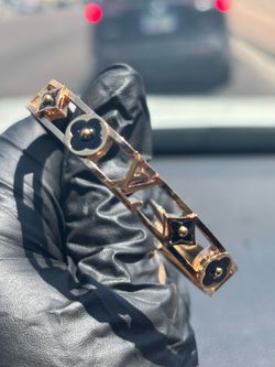 Brand new Lulu gold $25