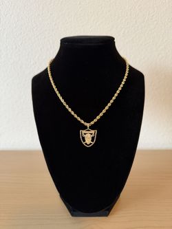 14k Diamond Cut Raiders Pendant