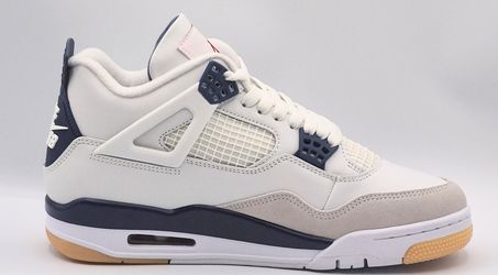 Air Jordan
Nike SB x Jordan 4 Retro SP 'Navy'