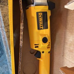 Dewalt 7-9 variable speed polisher brand new