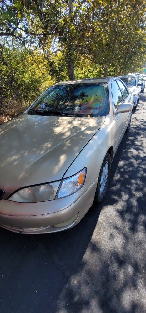 1997 Lexus ES