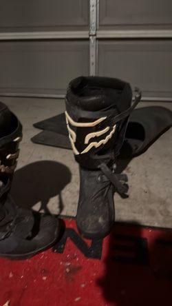 Size 9m fox racijg boots