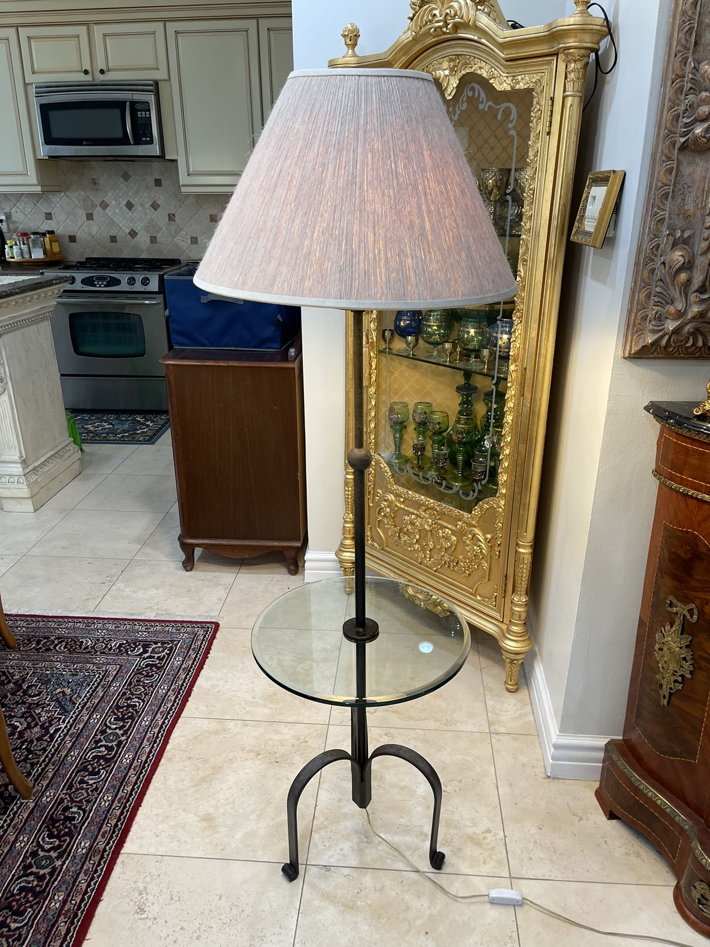 Beautiful Antique Cast Iron Floor Lamp Function Glass Table 
