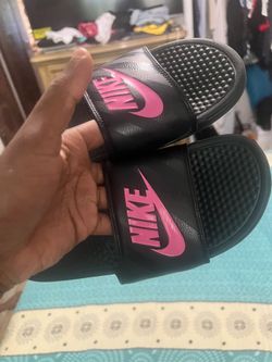 Sandal Nike pink &black