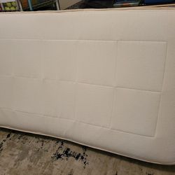 Twin Bed Awara Organic Mattress And CraftPorch Platform Bed Frame