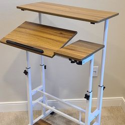Desk - Hight Adjustable Work Desk, Great Condition