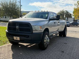 2017 RAM 3500 Cummins Diésel Dually 4x4 