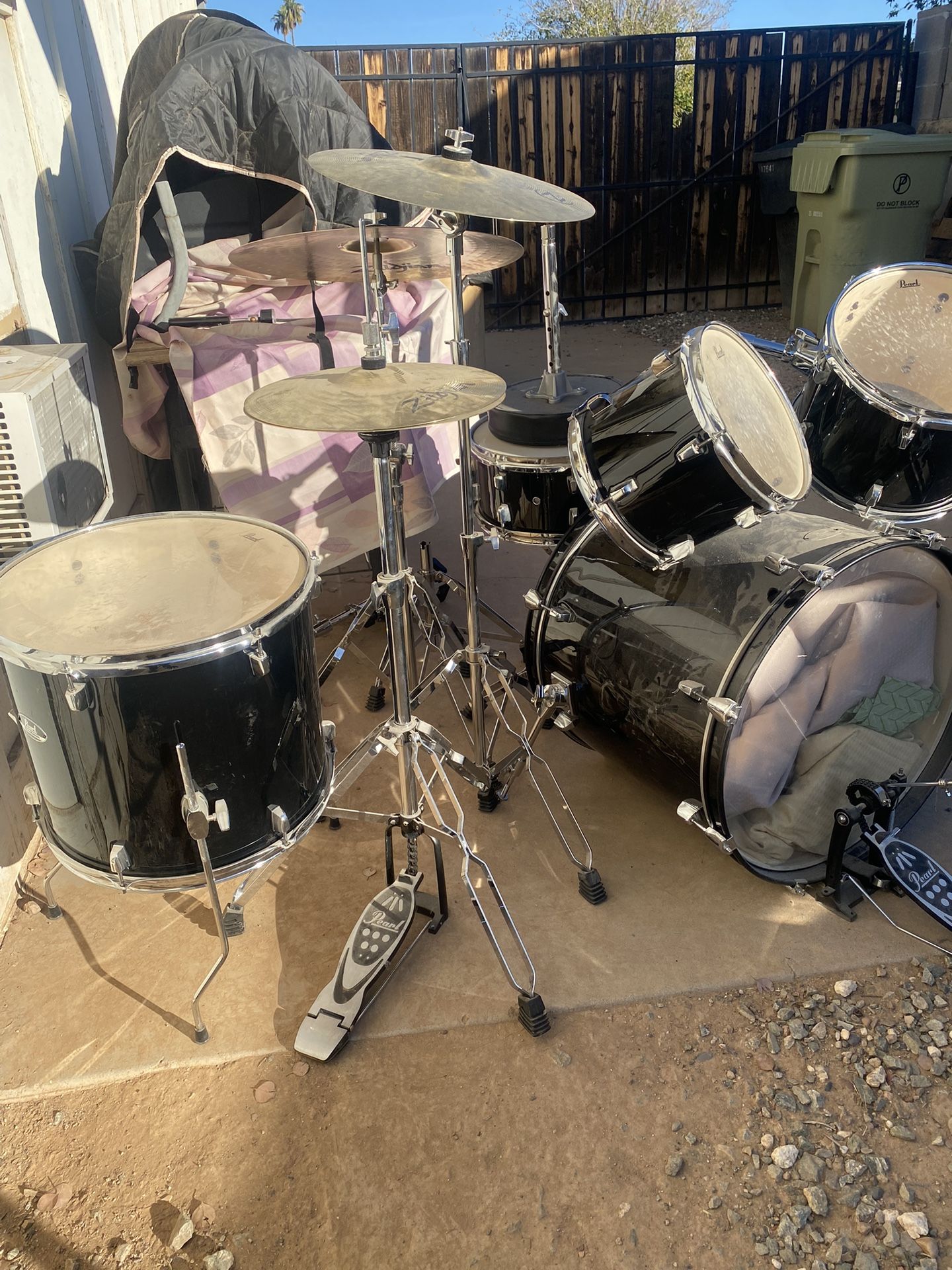 Pearl Drum set