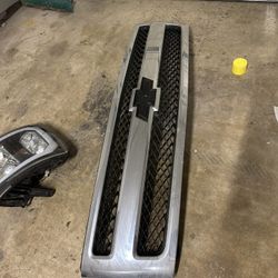 2007 Chevy Silverado 1500 Nnbs Oem Grill