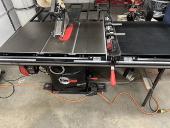 Saw stop Table Saw