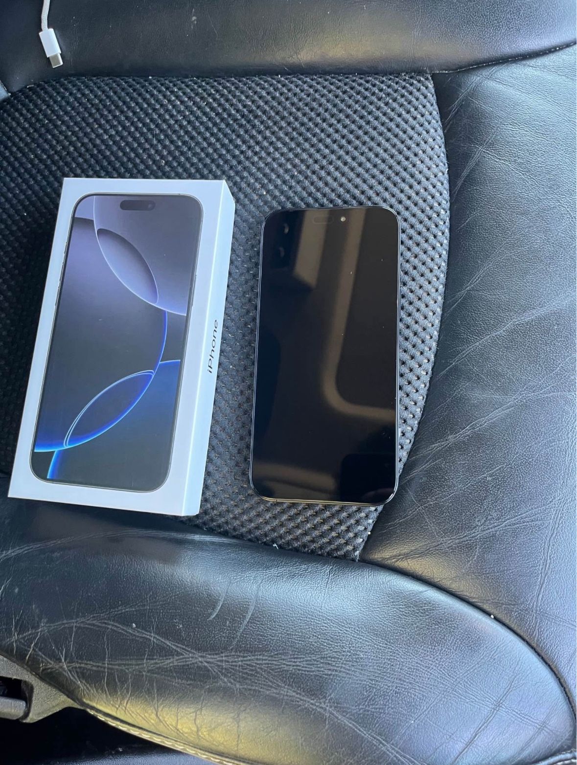 iPhone 16 Pro