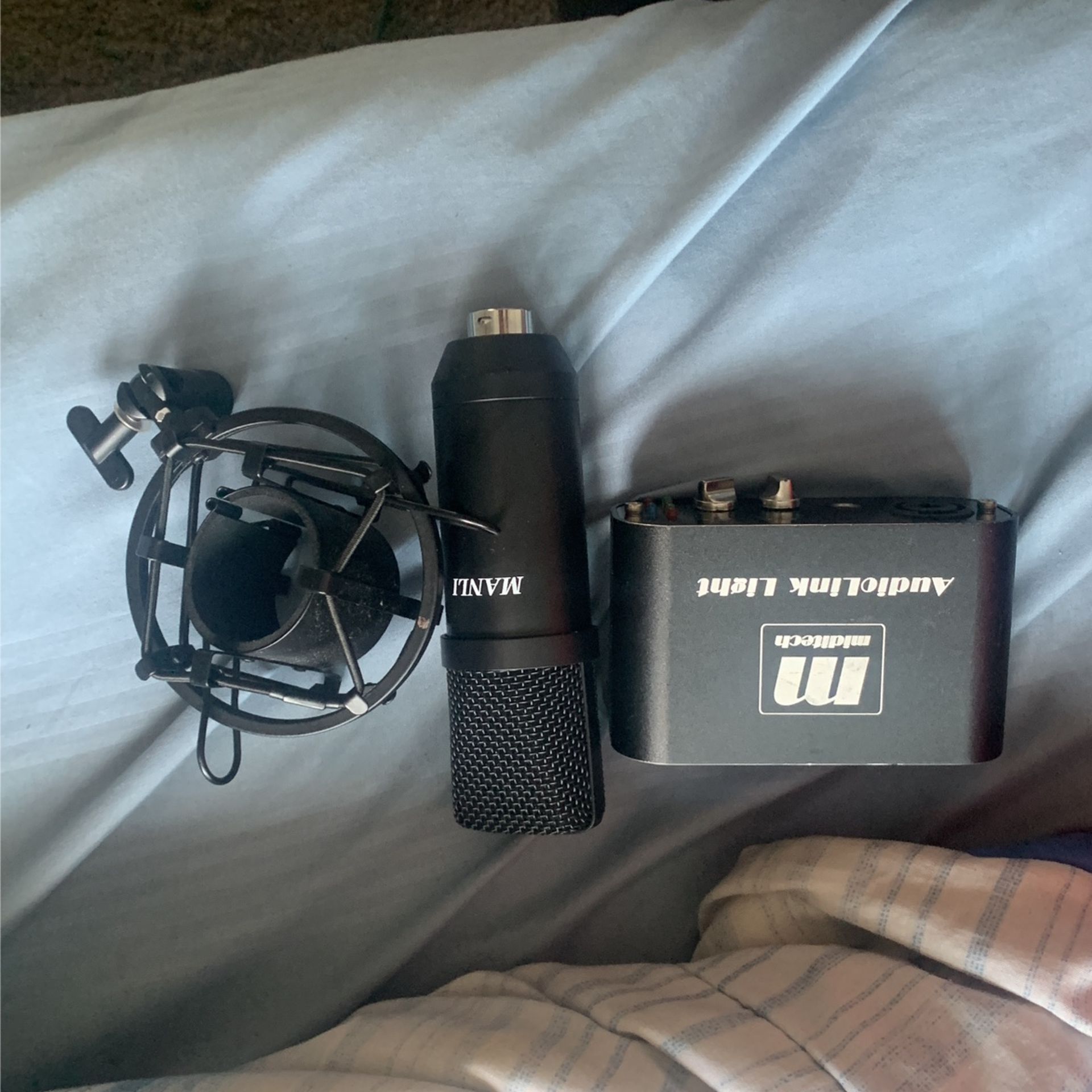 Studio Mic & Etc