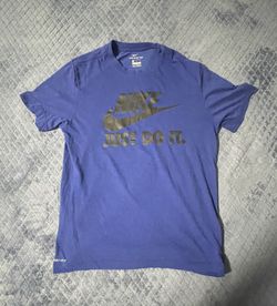 Nike Tshirt