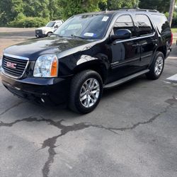 2014 GMC Yukon SLT – Excellent Condition – Misfire Code – $6,500 OBO