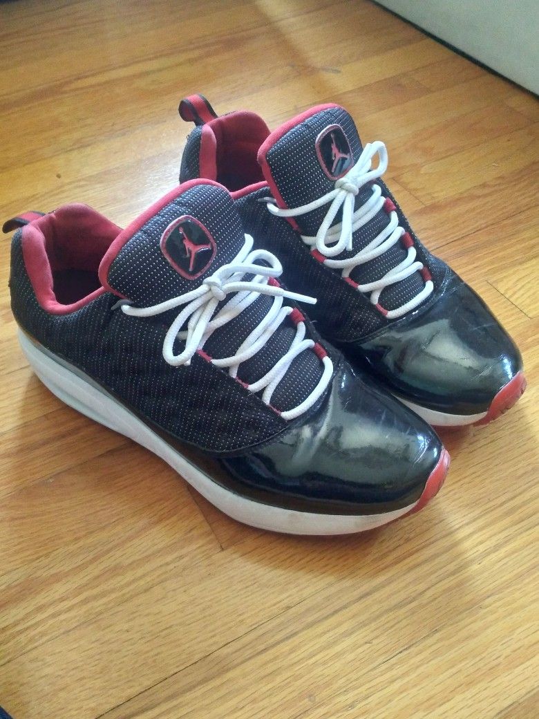 Jordans Cmft Viz Air 13 Size 11s Great Condition