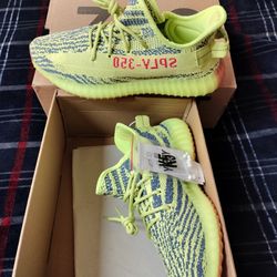 MENS YEEZY Addidas 350 Boost V2 Brand New Yellow & Blue Sz 11