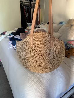 Woven tots bag