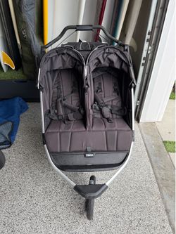 Double Jogging Stroller Thule