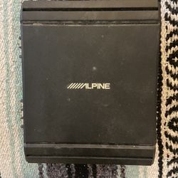 Alpine amplifier
