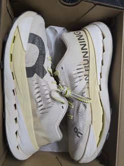 On Cloud Ultra Pro Men's Size 10