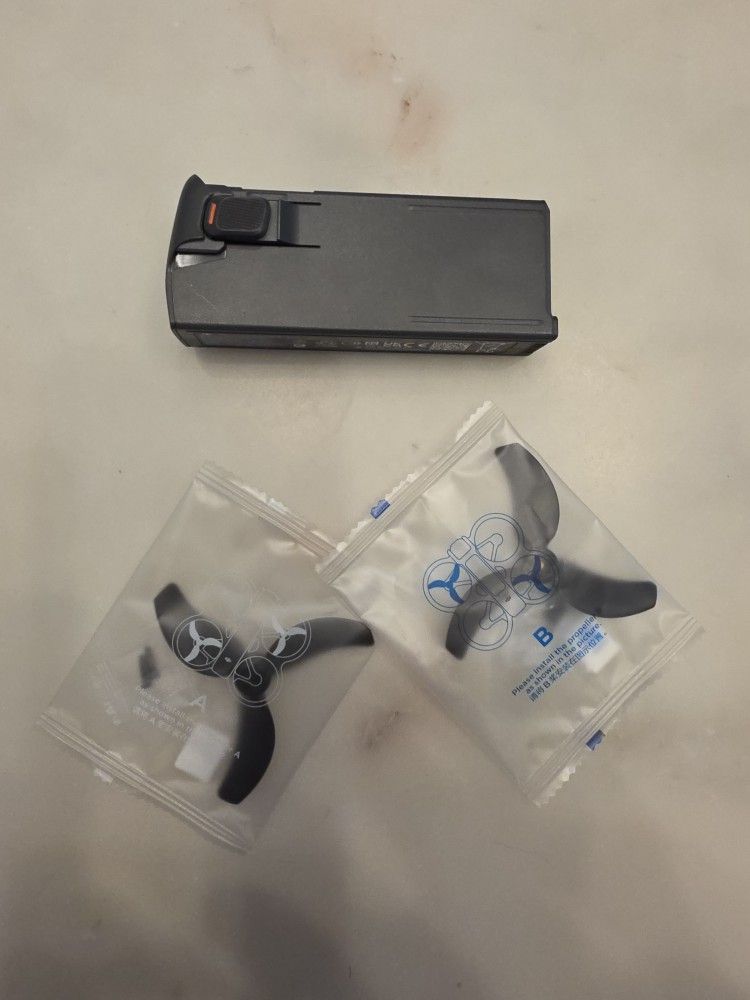 Dji Avata 2 Battery And Propellors