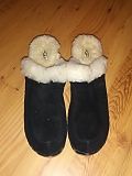 UGG Australia Leather Shoes Size 9