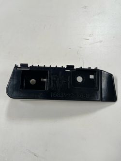 Tesla model 3 tail lamp bracket RH