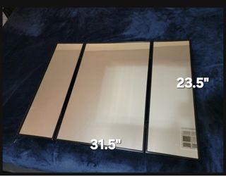 Vanity mirror