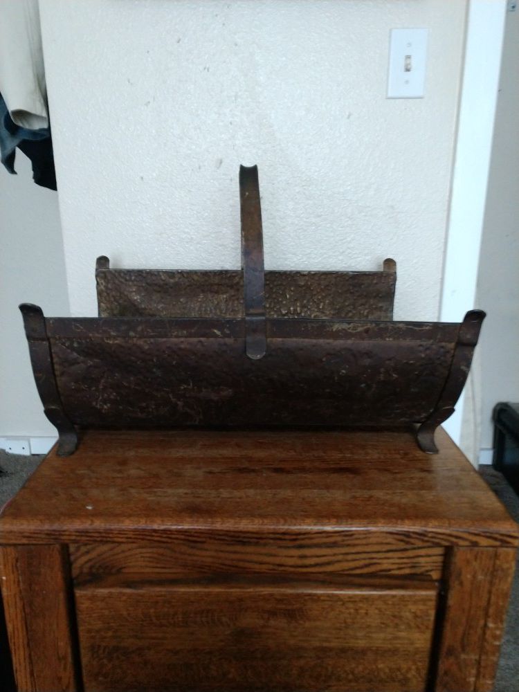 MUST GO TODAY-- Vintage Wood Carrier