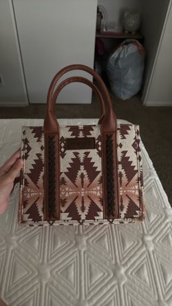 Wrangler purse