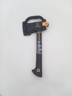 Fiskars Hatchet All Black With Carrying Case *Brand New* 