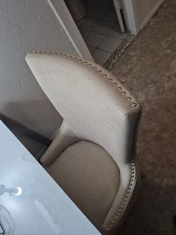 Desk With Chair