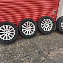 Chrysler Town & Country OEM.Aluminum 4 Pc Wheell rim set Only 👌 