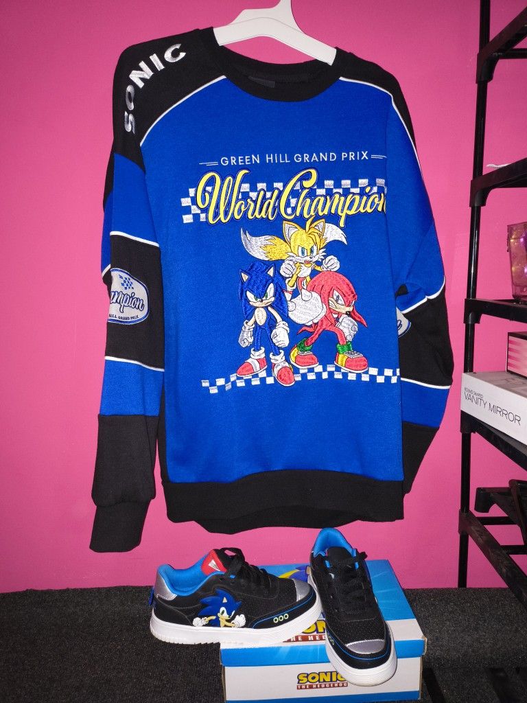 Sonic Tennis Shoes And Jersey 