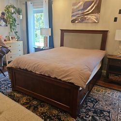Pottery Barn Queen Size Bed