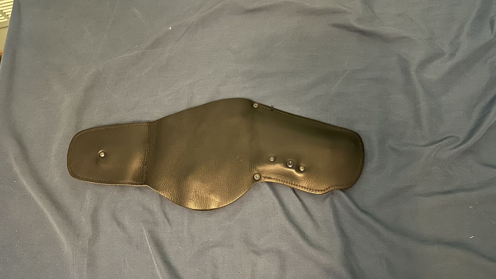 Universal Holster Urban Carry Colonel