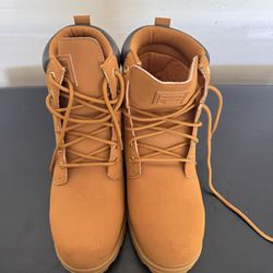 Pick Up Only!! Men Fila Boots