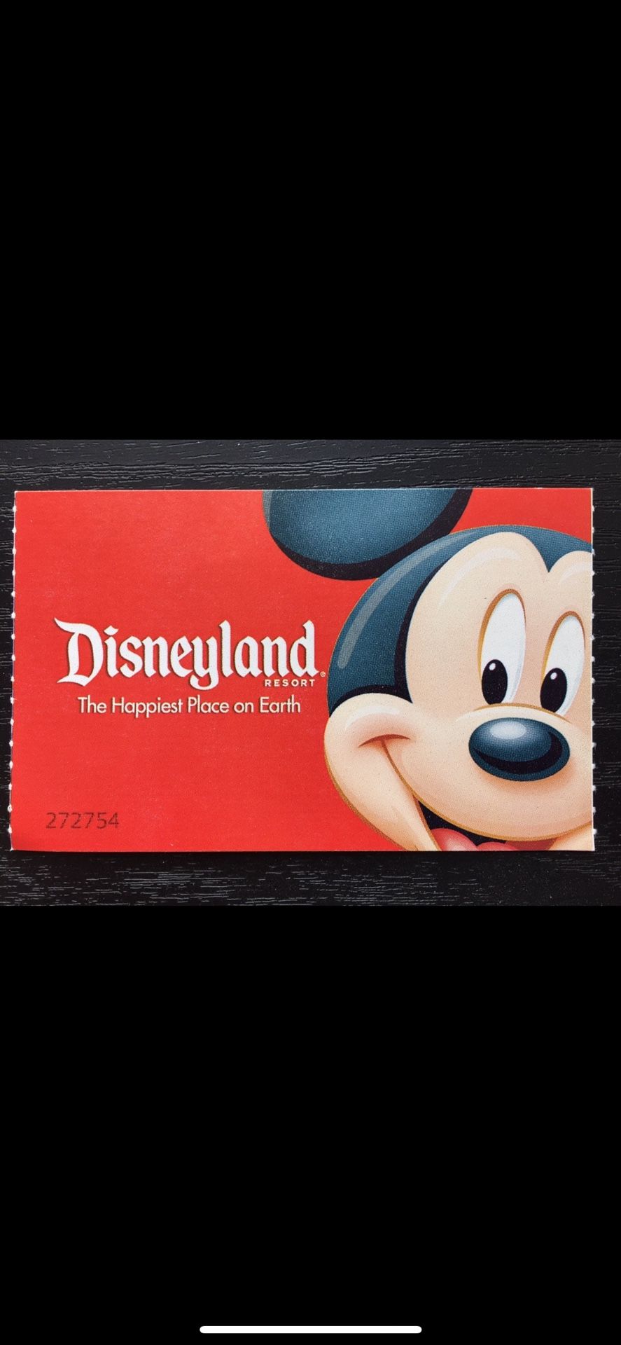 Selling Disneyland Tickets Ask For Pricing !