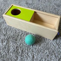 Lovevery sliding top box