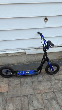 Mongoose Expo 12" Wheel Scooter - BMX Style (Great Condition)