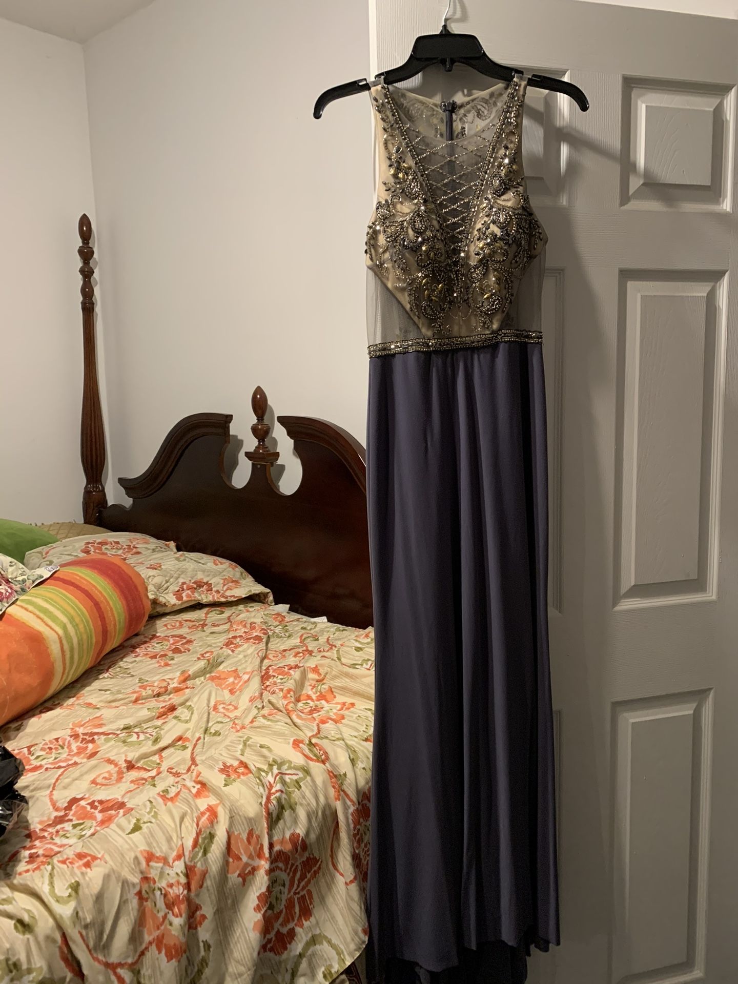 New Dress Size Medium