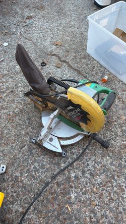 Hitachi Miter Saw with Laser Guide