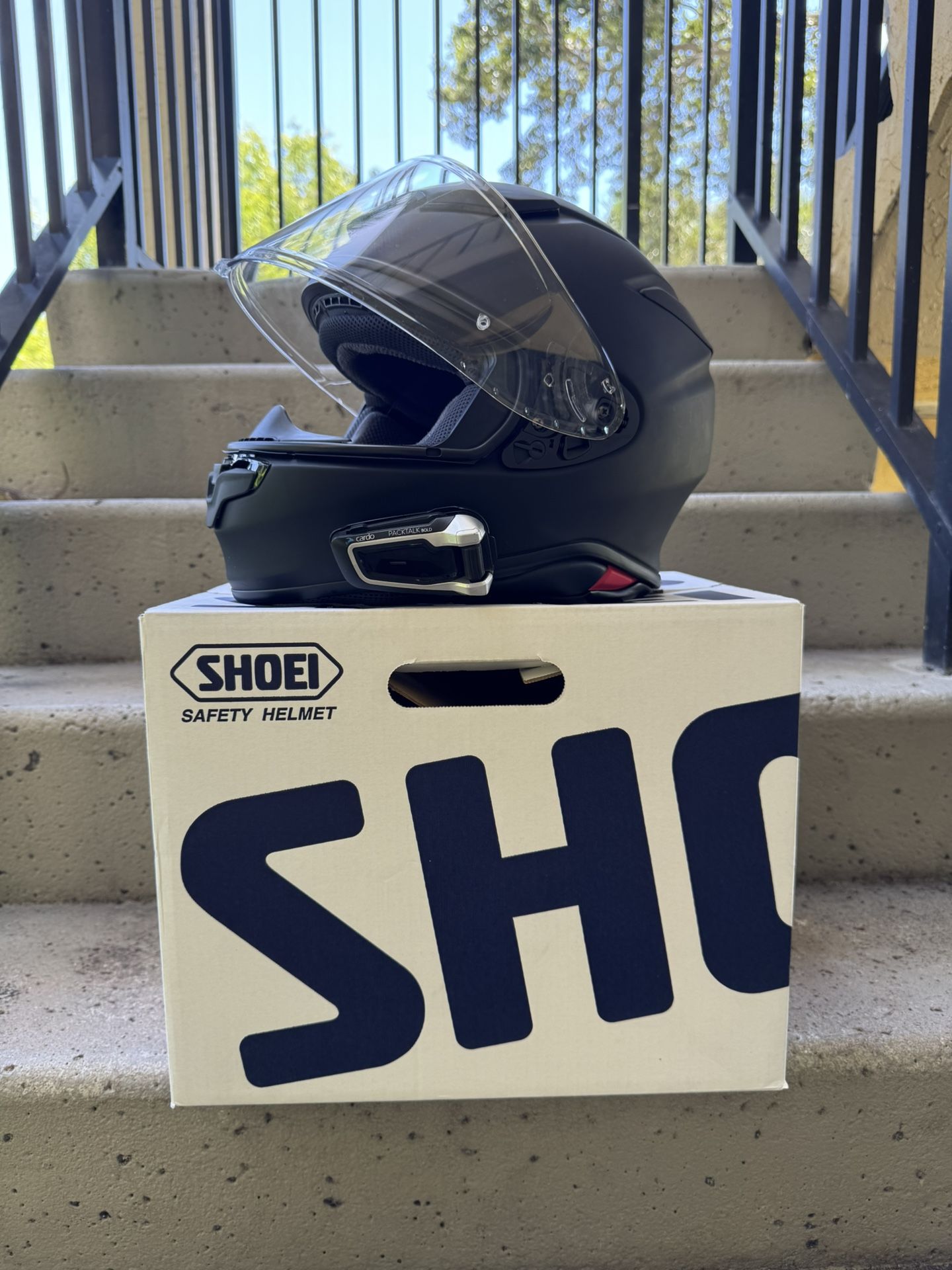 SHOEI Motorcycle Helmet W/ Cardo Packtalk Bold